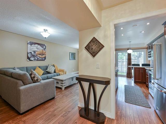 24 Lancewood Cres, Townhouse with 3 bedrooms, 4 bathrooms and 2 parking in Brampton ON | Image 36