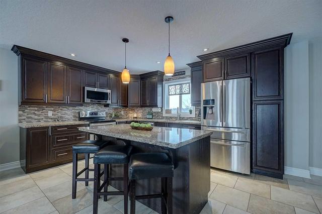 35 Merrington Ave, House detached with 4 bedrooms, 4 bathrooms and 12 parking in Oro Medonte ON | Image 6