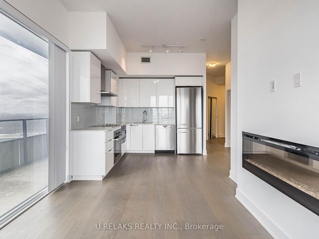 4701 - 20 Shore Breeze Dr, Condo with 2 bedrooms, 1 bathrooms and 1 parking in Toronto ON | Image 3