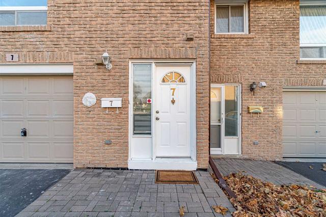 7 - 640 Rathburn Rd E, Townhouse with 3 bedrooms, 2 bathrooms and 2 parking in Mississauga ON | Image 12