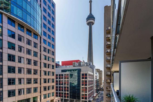 1003 - 8 Mercer St, Condo with 0 bedrooms, 1 bathrooms and 0 parking in Toronto ON | Image 10