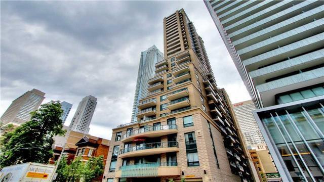 3002 - 35 Hayden St, Condo with 2 bedrooms, 3 bathrooms and 1 parking in Toronto ON | Image 1
