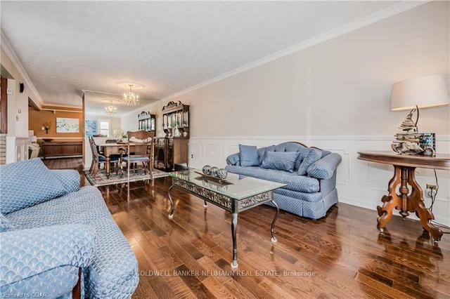 25 Columbus Cres, House detached with 3 bedrooms, 3 bathrooms and 4 parking in Guelph ON | Image 39