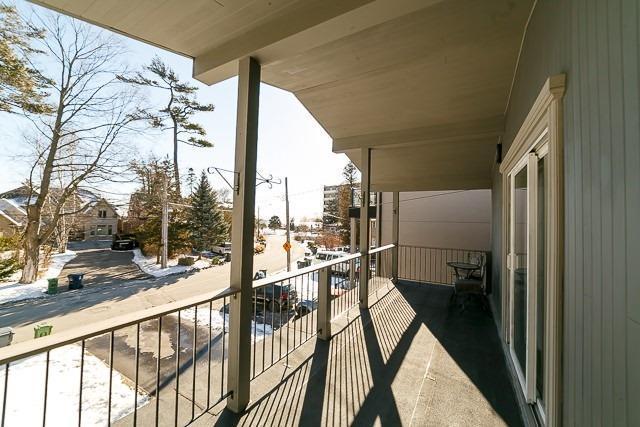196 Lake Promenade, House detached with 3 bedrooms, 3 bathrooms and 2 parking in Toronto ON | Image 23