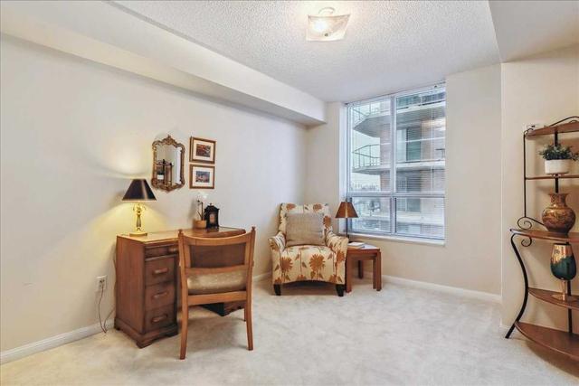 510 - 1140 Parkwest Pl, Condo with 2 bedrooms, 2 bathrooms and 2 parking in Mississauga ON | Image 4