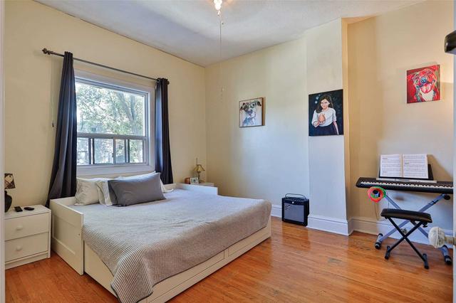 174 Lisgar St, House semidetached with 4 bedrooms, 3 bathrooms and 2 parking in Toronto ON | Image 9