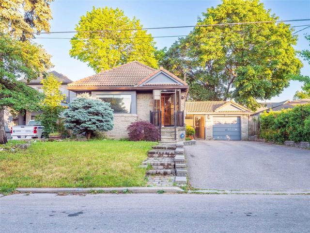 41 Westdale Dr, House detached with 3 bedrooms, 2 bathrooms and 6 parking in Toronto ON | Image 12