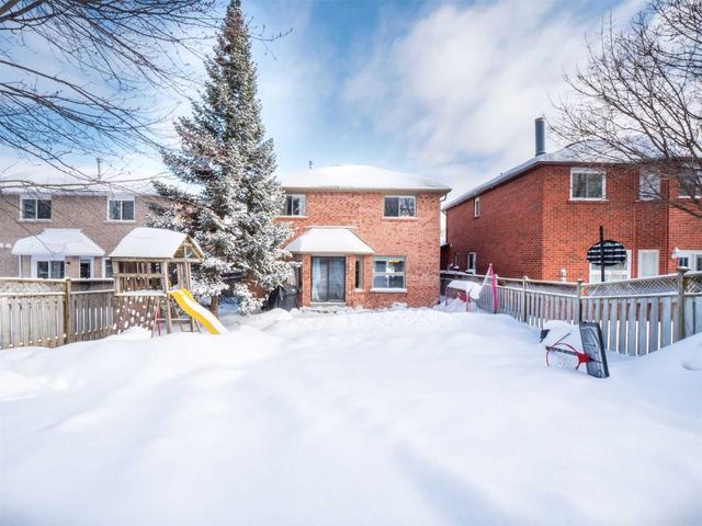 101 Bishop Dr, House detached with 3 bedrooms, 4 bathrooms and 6 parking in Barrie ON | Image 26
