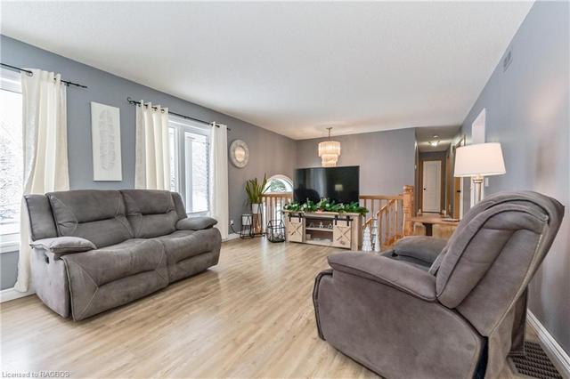 7539 Sideroad 7 Road E, House detached with 5 bedrooms, 2 bathrooms and null parking in Wellington North ON | Image 50