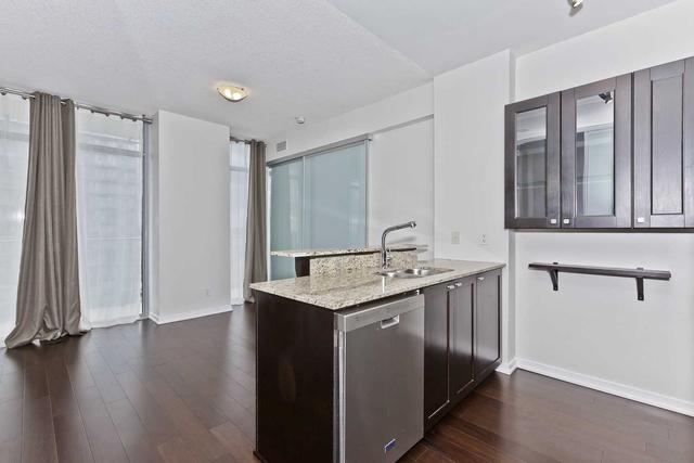 1512 - 103 The Queensway Ave, Condo with 2 bedrooms, 2 bathrooms and 1 parking in Toronto ON | Image 21