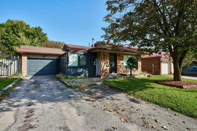 331 Duckworth St, House detached with 4 bedrooms, 2 bathrooms and 7 parking in Barrie ON | Image 1