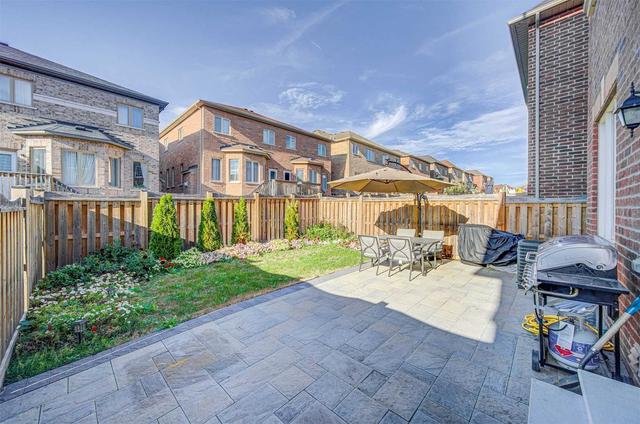 8 Busch Ave, House semidetached with 3 bedrooms, 5 bathrooms and 2 parking in Markham ON | Image 22