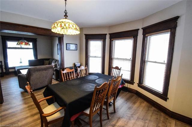 4878 Stamford Street, House detached with 3 bedrooms, 2 bathrooms and 3 parking in Niagara Falls ON | Image 4