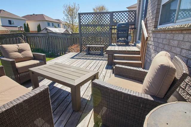 1690 Radcliffe Dr, House detached with 3 bedrooms, 3 bathrooms and 2 parking in Oshawa ON | Image 32