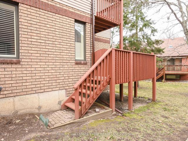 9 Briarwood Dr, Condo with 2 bedrooms, 4 bathrooms and 3 parking in New Tecumseth ON | Image 26