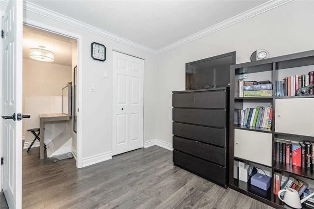 42 Upton Cres, House detached with 3 bedrooms, 2 bathrooms and 3 parking in Guelph ON | Image 18