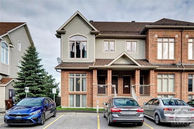 549 Reardon Private, House attached with 2 bedrooms, 2 bathrooms and 2 parking in Ottawa ON | Image 2