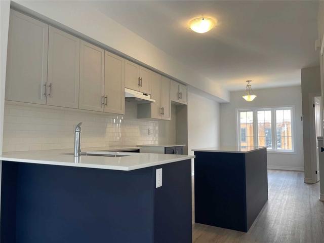 31 - 124 Compass Tr, House attached with 3 bedrooms, 2 bathrooms and 2 parking in Cambridge ON | Image 24