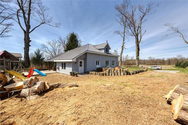 1686 10th Concession Road, House detached with 3 bedrooms, 1 bathrooms and 4 parking in Norfolk County ON | Image 34