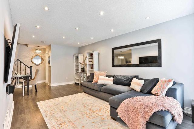 503 - 900 Steeles Ave W, Townhouse with 3 bedrooms, 3 bathrooms and 2 parking in Vaughan ON | Image 4
