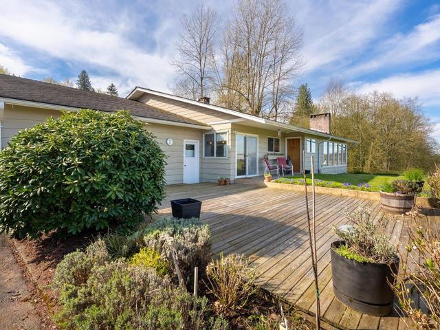 24570 88 Avenue, House detached with 6 bedrooms, 4 bathrooms and 10 parking in Langley BC | Image 28