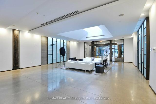 1114 - 1030 King St W, Condo with 1 bedrooms, 1 bathrooms and 1 parking in Toronto ON | Image 24