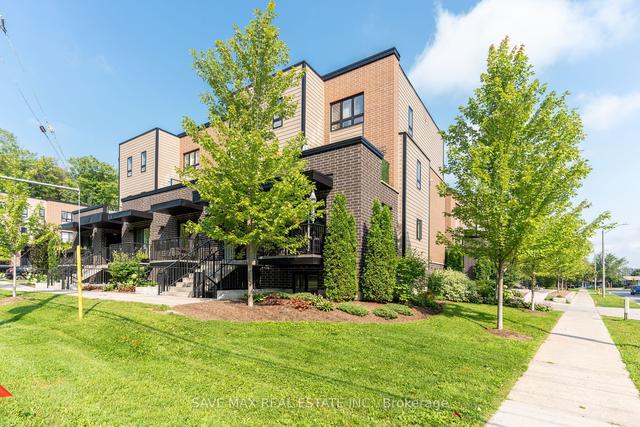 b12 - 190 Century Hill Dr, Townhouse with 2 bedrooms, 1 bathrooms and 1 parking in Kitchener ON | Image 8