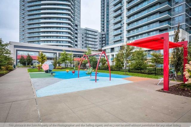 307 - 7167 Yonge St, Condo with 3 bedrooms, 2 bathrooms and 1 parking in Markham ON | Image 11