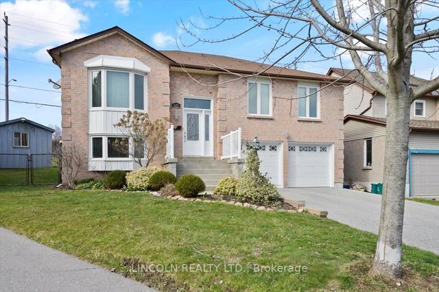 623 Dunrobin Crt, House detached with 3 bedrooms, 3 bathrooms and 6 parking in Oshawa ON | Image 1