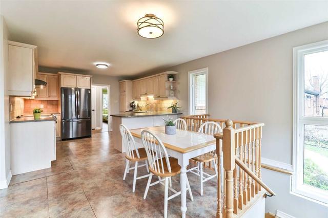 1276 Crossfield Bend, House detached with 3 bedrooms, 2 bathrooms and 4 parking in Mississauga ON | Image 5