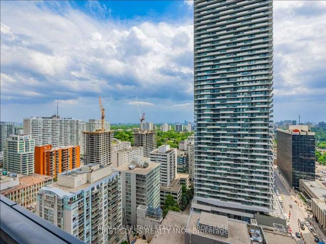 2112 - 8 Eglinton Ave E, Condo with 1 bedrooms, 2 bathrooms and 0 parking in Toronto ON | Image 4