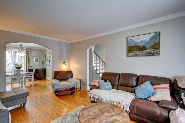 784 Belmont Ave W, House detached with 3 bedrooms, 1 bathrooms and 2 parking in Kitchener ON | Image 36