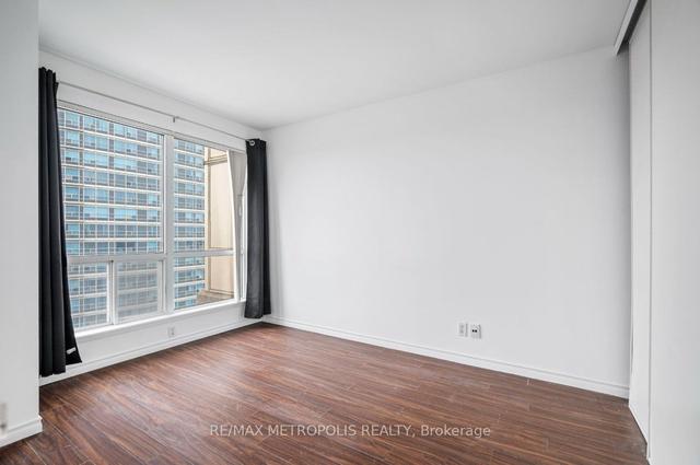 2101 - 8 Lee Centre Dr, Condo with 1 bedrooms, 1 bathrooms and 1 parking in Toronto ON | Image 7