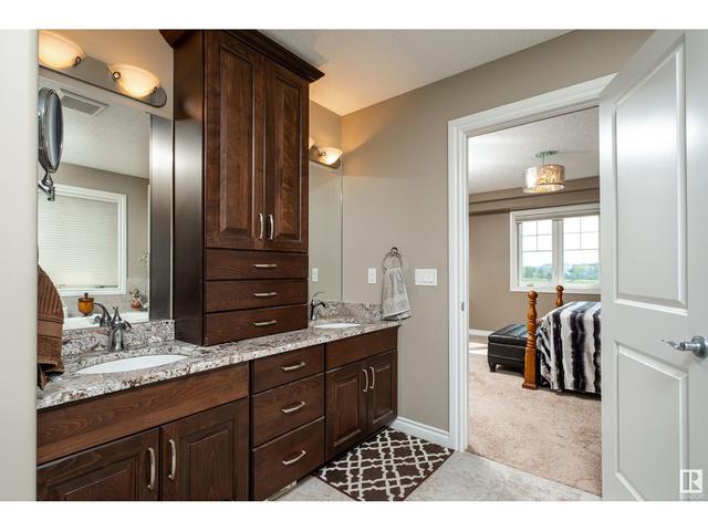 5543 Conestoga St Nw, House detached with 5 bedrooms, 3 bathrooms and 6 parking in Edmonton AB | Image 48