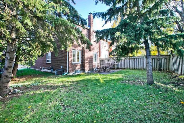 30 Rockford Crt, House detached with 3 bedrooms, 4 bathrooms and 5 parking in Vaughan ON | Image 26