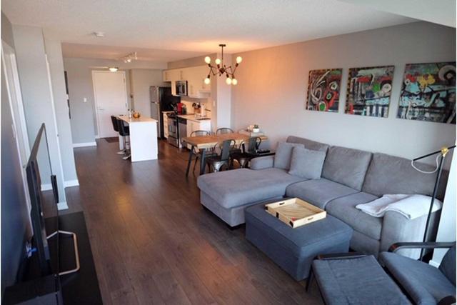 404 - 1169 Queen St W, Condo with 2 bedrooms, 2 bathrooms and 1 parking in Toronto ON | Image 4