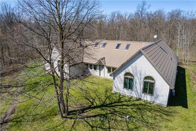 1645 Indiana Rd E, House detached with 2 bedrooms, 1 bathrooms and 21 parking in Haldimand County ON | Image 39