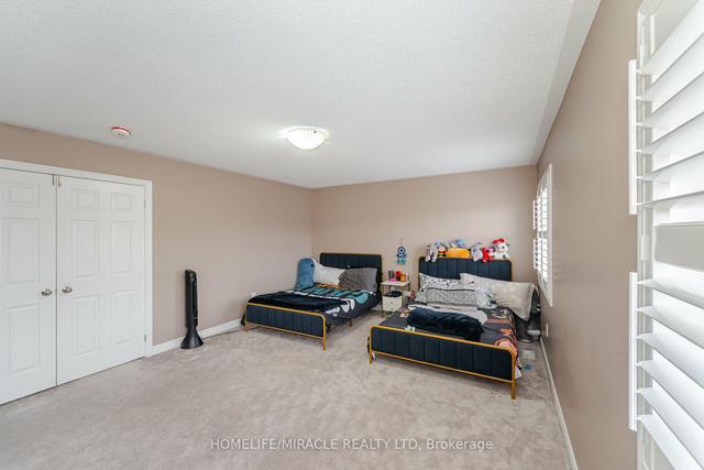 195 Sussexvale Dr, House detached with 3 bedrooms, 5 bathrooms and 6 parking in Brampton ON | Image 10