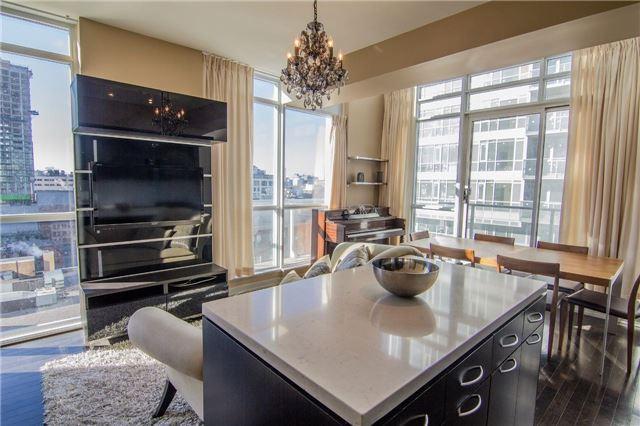 lph07 - 21 Nelson St, Condo with 1 bedrooms, 2 bathrooms and 1 parking in Toronto ON | Image 4