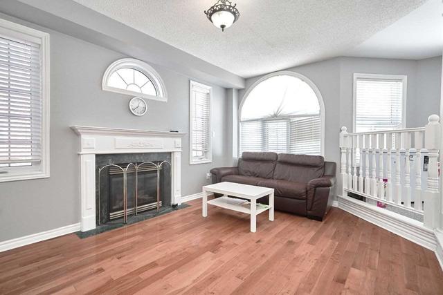 66 Carley Cres, House detached with 4 bedrooms, 4 bathrooms and 8 parking in Barrie ON | Image 15