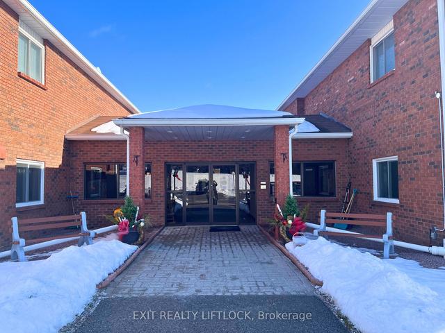 113 - 475 Parkhill Rd, Condo with 1 bedrooms, 1 bathrooms and 1 parking in Peterborough ON | Image 23