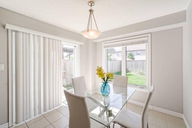 78 Couling Cres, House semidetached with 4 bedrooms, 3 bathrooms and 3 parking in Guelph ON | Image 3