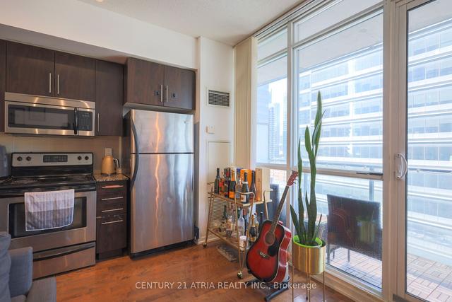 1706 - 65 Bremner Blvd, Condo with 1 bedrooms, 1 bathrooms and 0 parking in Toronto ON | Image 17