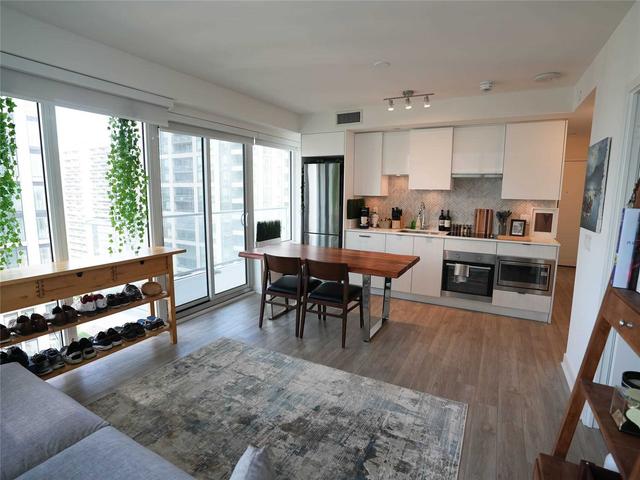 1509 - 99 Broadway Ave, Condo with 2 bedrooms, 2 bathrooms and 1 parking in Toronto ON | Image 10