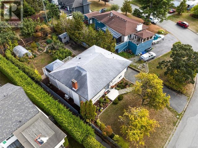 Aerial left of house | Image 40