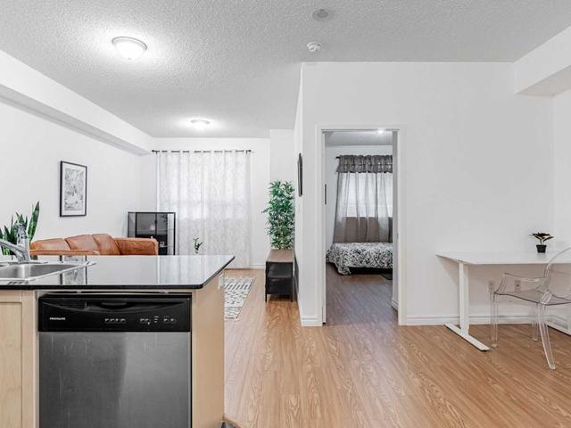 ll10 - 816 Lansdowne Ave, Condo with 1 bedrooms, 1 bathrooms and 1 parking in Toronto ON | Image 10