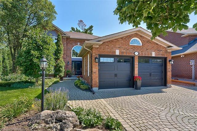 1522 Canada Court, House detached with 5 bedrooms, 3 bathrooms and 5 parking in Oakville ON | Image 12