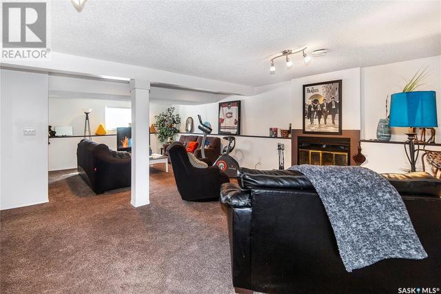 39 Chomyn Crescent, House detached with 3 bedrooms, 3 bathrooms and null parking in Saskatoon SK | Image 23