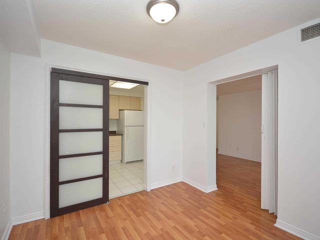 416 - 135 Hillcrest Ave, Condo with 1 bedrooms, 1 bathrooms and 1 parking in Mississauga ON | Image 8