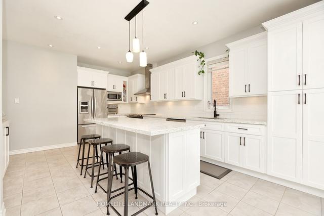 14 Orville Hand Crt, House detached with 4 bedrooms, 4 bathrooms and 7 parking in Bradford West Gwillimbury ON | Image 36